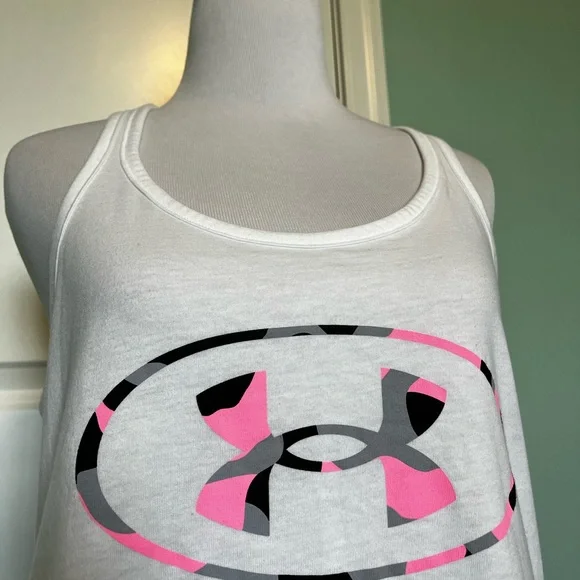 Under Armour workout top - Picture 5 of 8